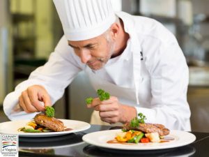 نمونه سوالات آشپز سنتی فنی و حرفهای کامل ترین و جامع ترین نسخه 1405 1 نمونه سوالات آشپز سنتی
